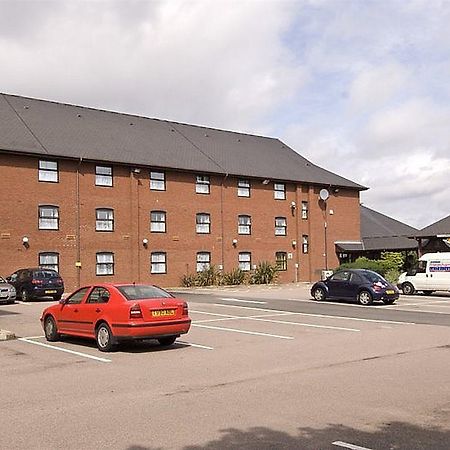 Premier Inn Birmingham City - Aston エクステリア 写真