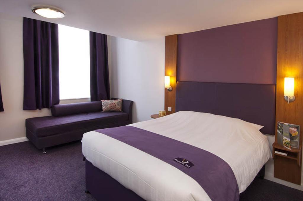 Premier Inn Birmingham City - Aston エクステリア 写真