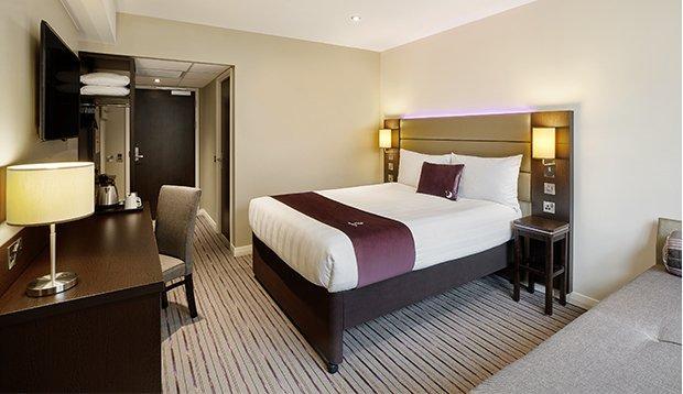 Premier Inn Birmingham City - Aston エクステリア 写真