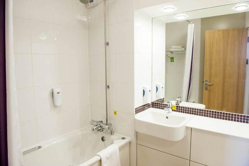 Premier Inn Birmingham City - Aston エクステリア 写真